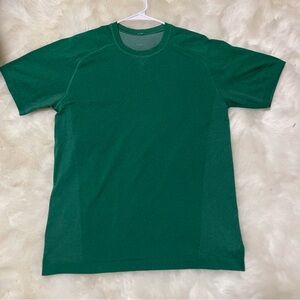 Lululemon Swiftly Tech Medium Green Short Sleeve Men's Tee